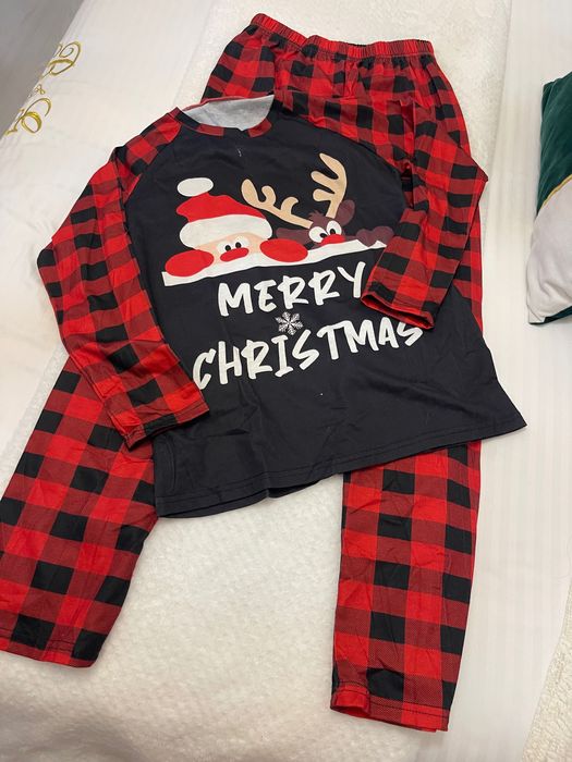 Pijamale H&M satin roz 146 cm-152 cm + bonus pijamale Craciun