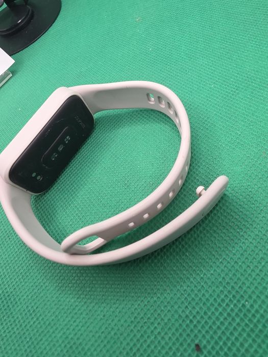 Xiaomi Band 9 •Amanet Lazar Crangasi •53797