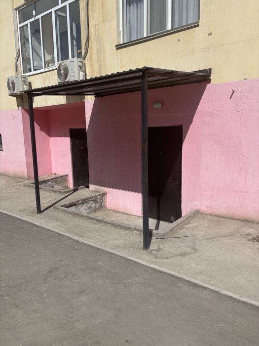 Продается цркольное помещение 2х комн