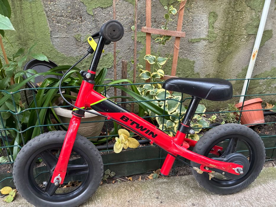 Bicicleta de echilibru cu frane Decathlon