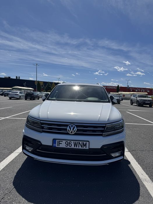 VW Tiguan R-Line 4Motion DSG 190 CP, Matrix LED, 360, Piele, Panoramic, Highline