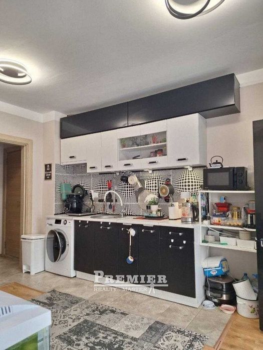 Продава се Двустаен апартамент в Бургас, Акациите - 51 кв.м за 800 €/кв.м - Снимка #1