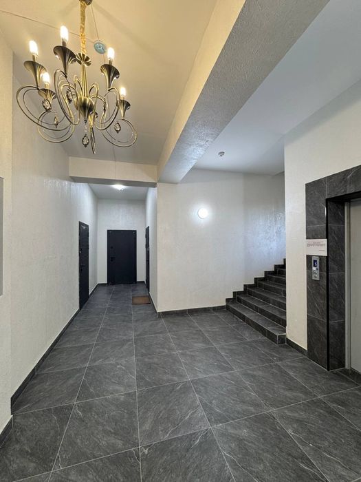 Новостройка с кадастром.Ялангач, ор-р Бухара кафе.5й этаж. Лифт есть