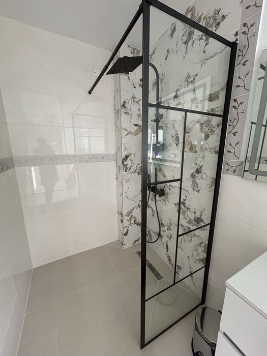 Perete dus walk-in Sensea Studio, 8 mm, 70 x 200 cm, profil negru