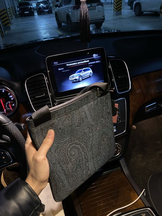 Etro барсетка по скидке !