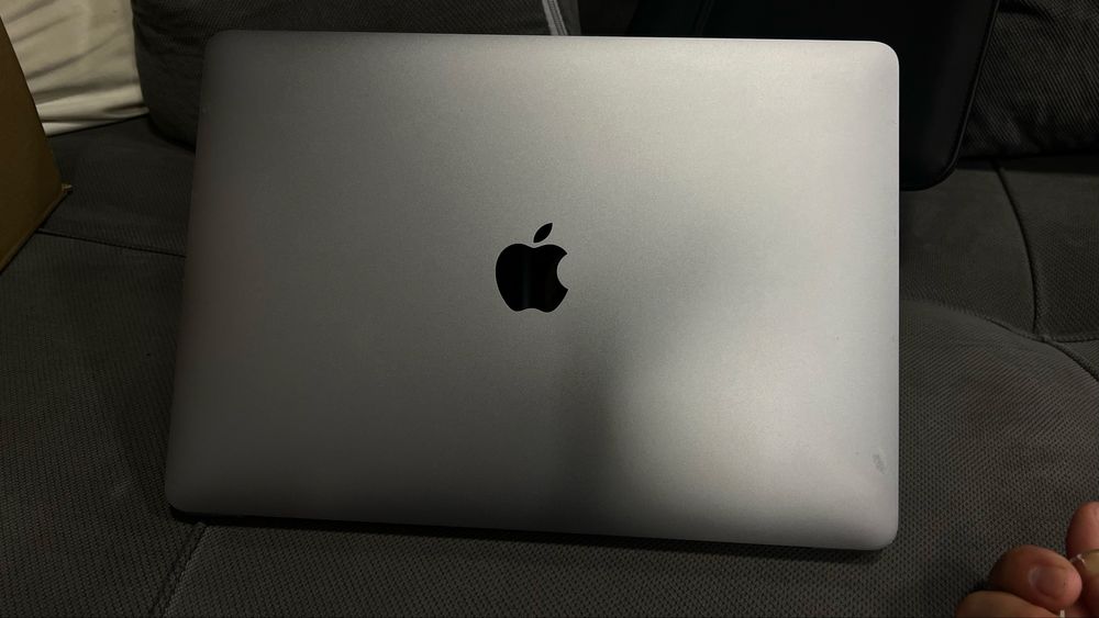 Macbook air M1 2020