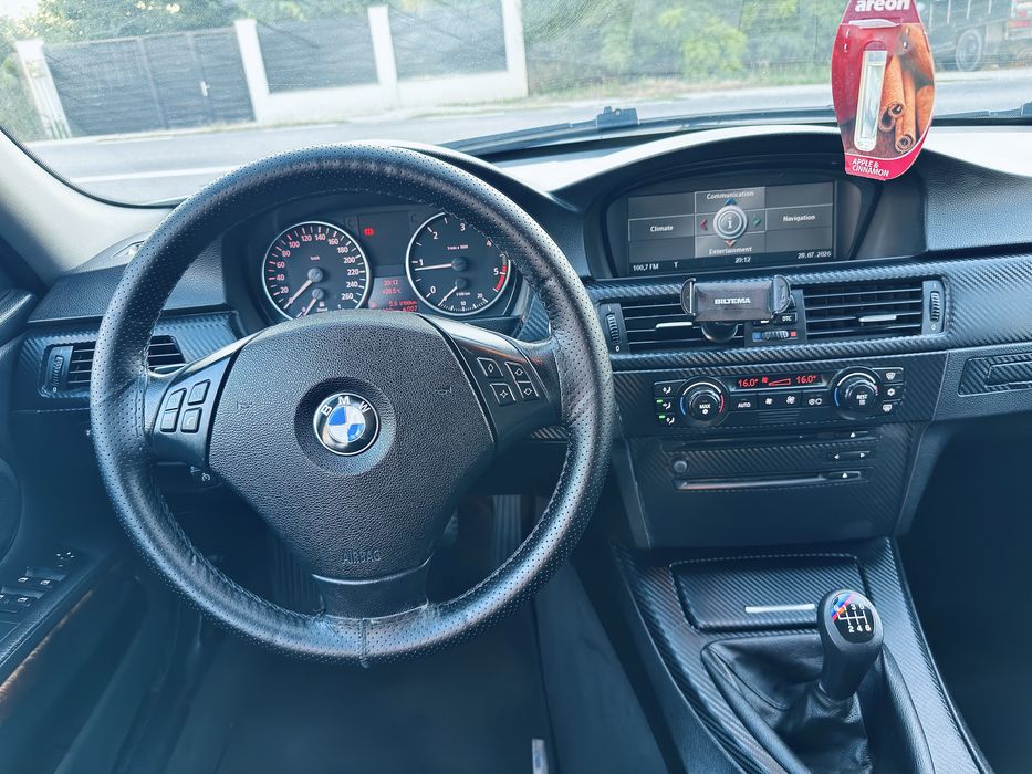 BMW E90 320D // Navigatie // Piele //