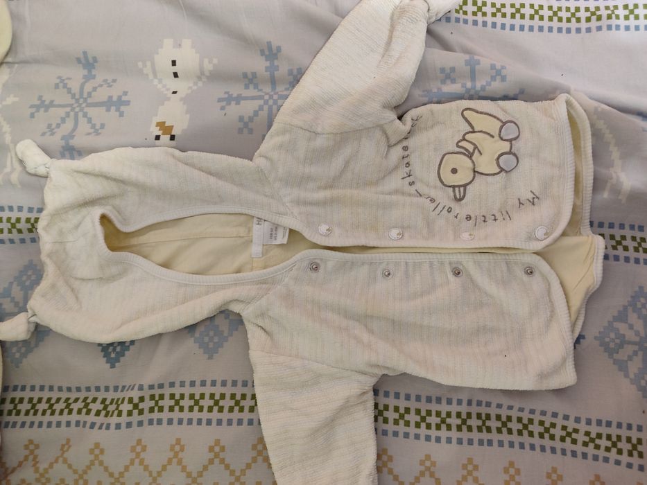 Продам детскую кофточку