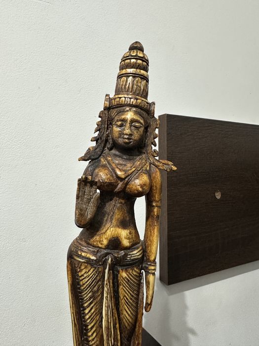 Statueta din os vintage