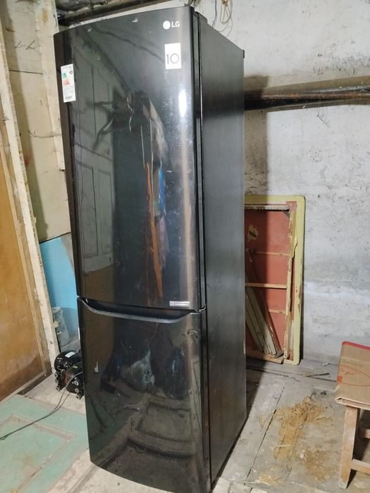 Холодильник рабочий