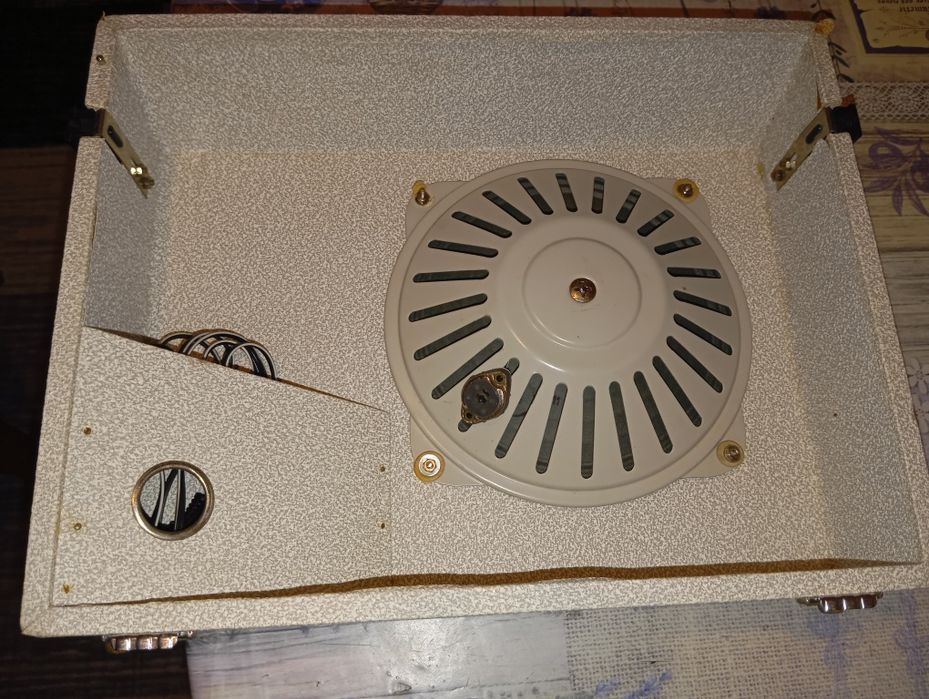 Ретро лампов грамофон Dual P410V от 1966г.
