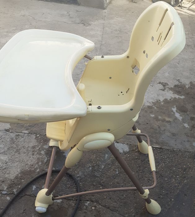 Столик для кормления