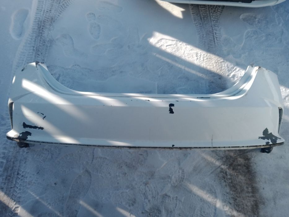 Продам бампер хендай акцент