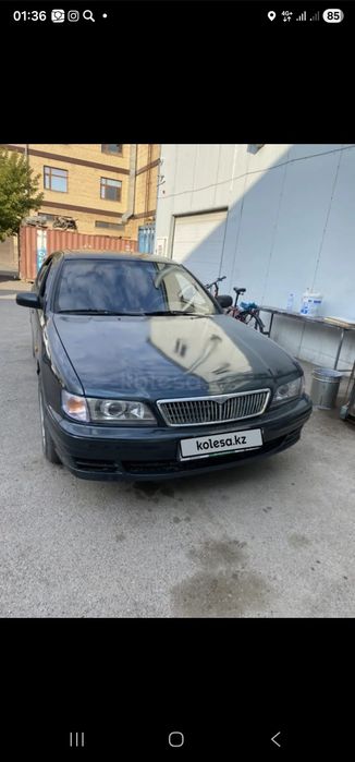 Nissan Maxima 1995
