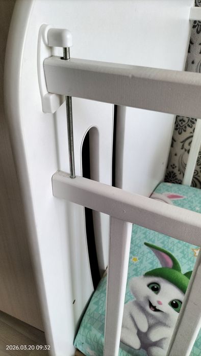 Продам детскую кроватку