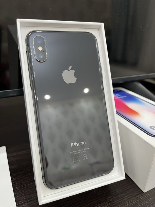 Iphone X 64 Gb в идеальном состоянии , цена окончательно