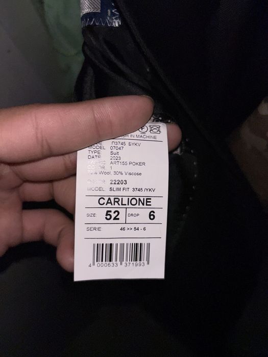 Продам костюм двойка двубортный