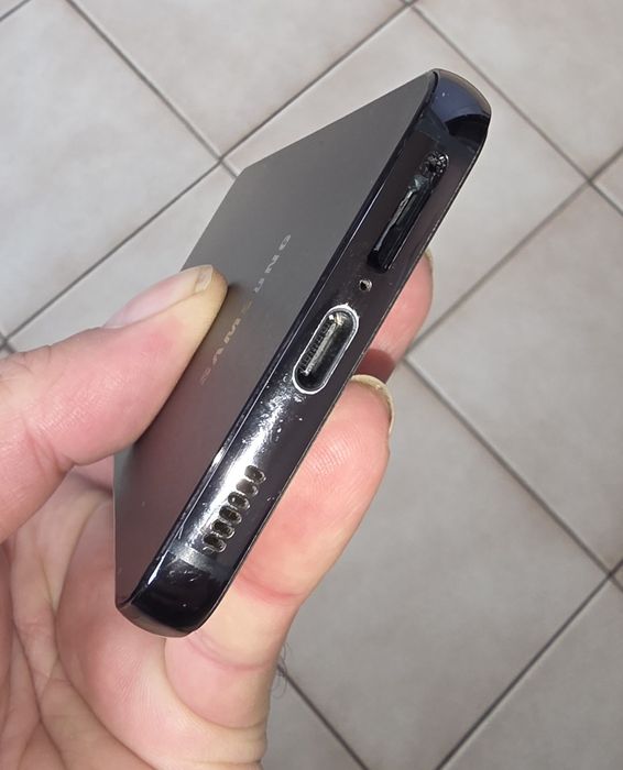 Galaxy S22 5G/8/256GB Отличен