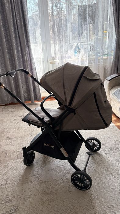 Коляска с перекидной ручкой