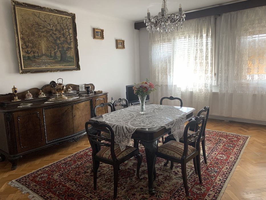 Apartament 3 camere mobilat, decomandat, 100 mp utili + garaj încălzit | Semicentral: Gruia – Str. Cîmpeni
