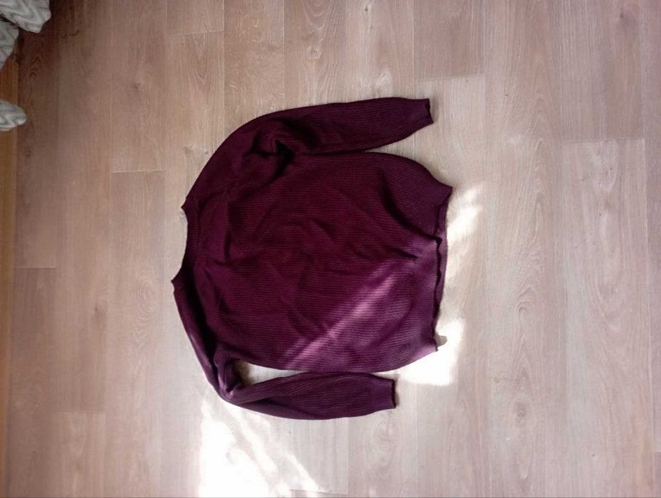 Продаются  женские свитера  100% шерсть