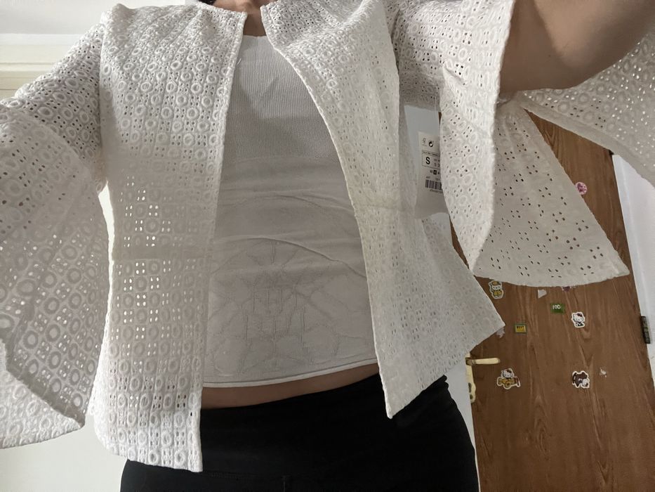 Sacou elegant Zara,  marime S, sacoul este nou cu eticheta.