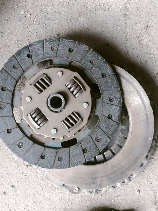 Запчасти на golf 3 1.8