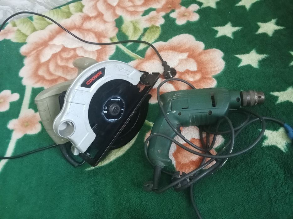 Дрель , пчёлка Кроун как новый