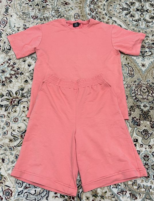 Отдам все за 1000 , 3000 тг