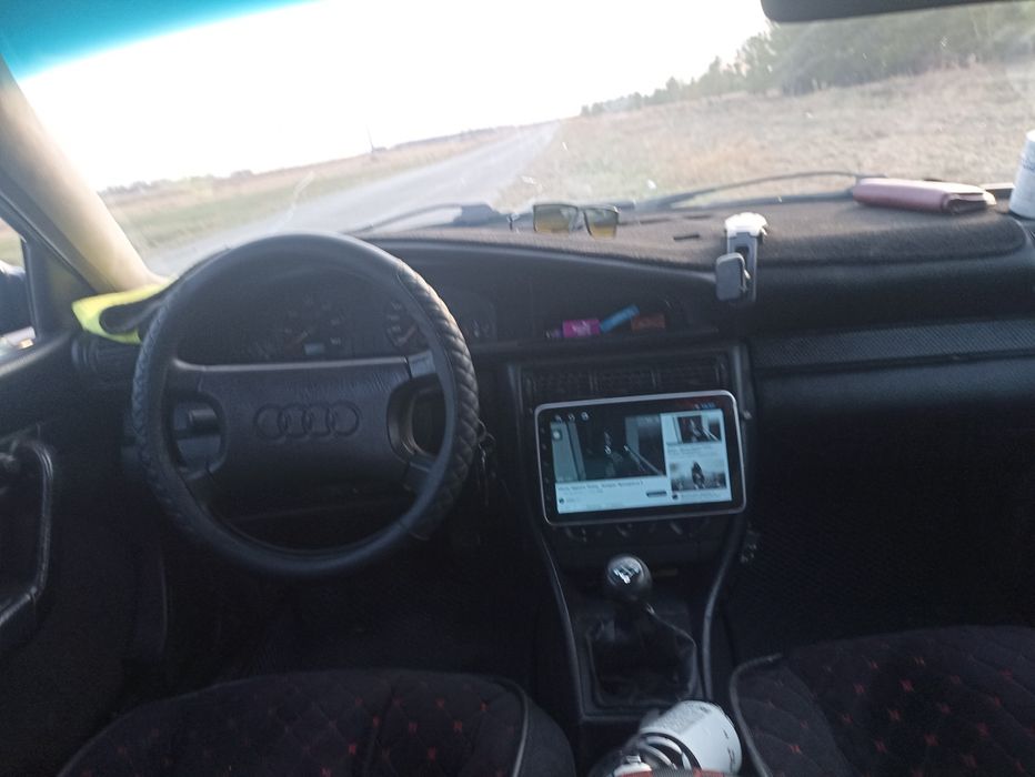 Продам Audi100 C4