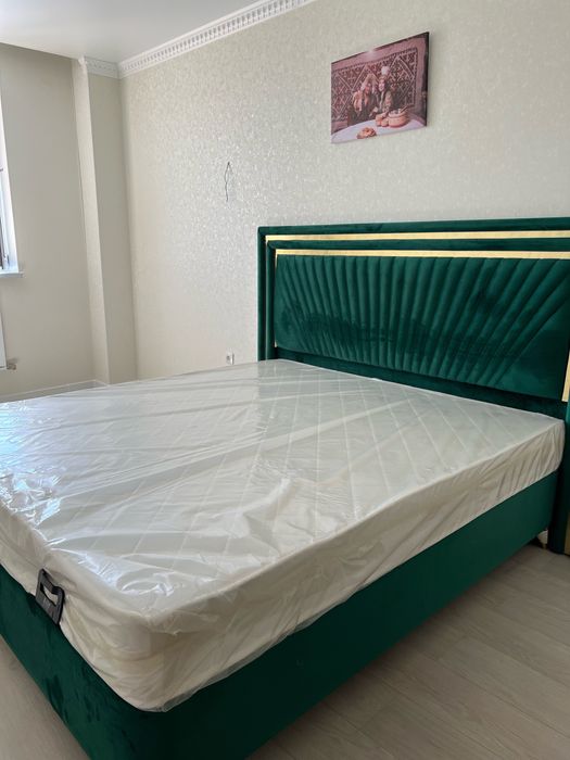 Продается двухспальная кровать