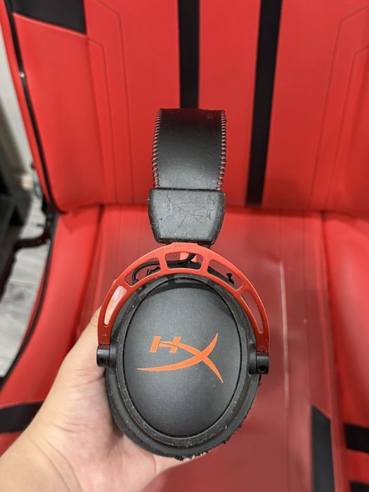 Продам HyperX cloud 2