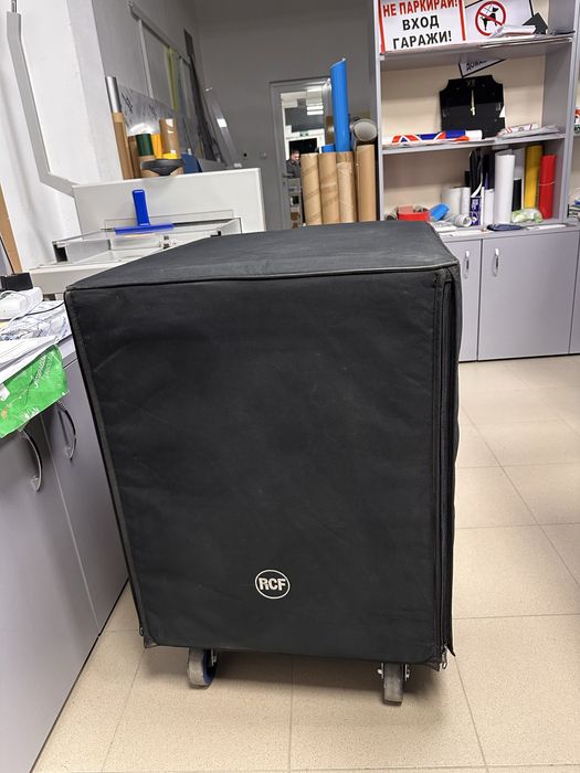 Капарирани RCF 8004 Active Subwoofer