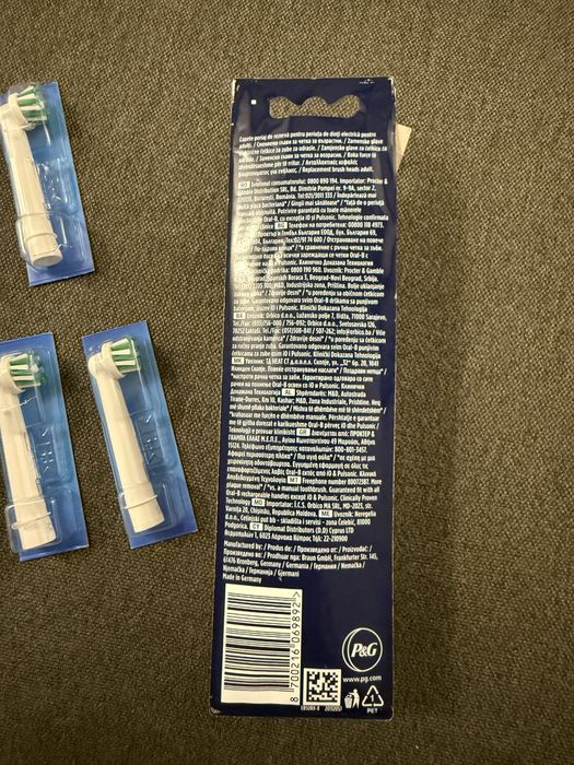 Rezerve periuță electrică Oral-B Pro Cross Action – 7 buc noi