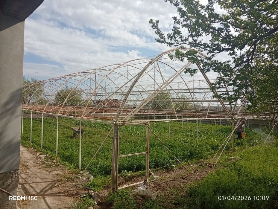 Parnik sotiladi 6sotix