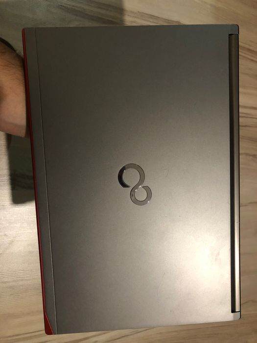 Fujitsu Lifebook E744  “14” I5-4310M RAM 12GB DDR3 SSD 120GB Camera