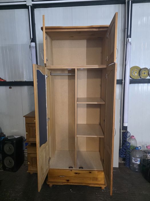 Гардероб + 2бр нощни шкафчета