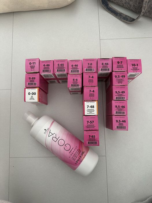 Lot Schwarzkopf Professional - toner, vopsea permanentă, oxidant si pudra 7ton