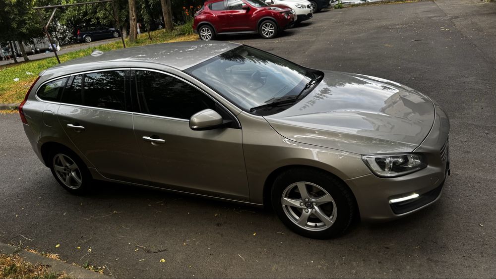 Volvo v60 d2 2016
