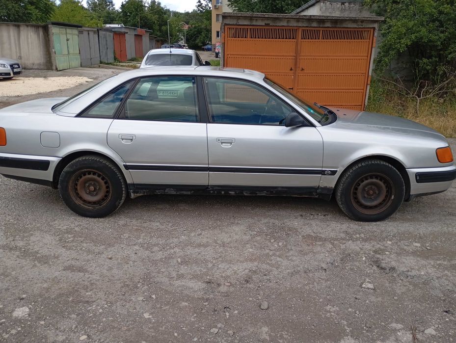 Продавам Audi 100 (4A, C4) 2. 3 E, 133 к. с.
