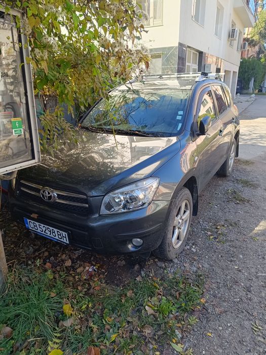 Продавам Тойота рав4 2.2дизел 136 к.с