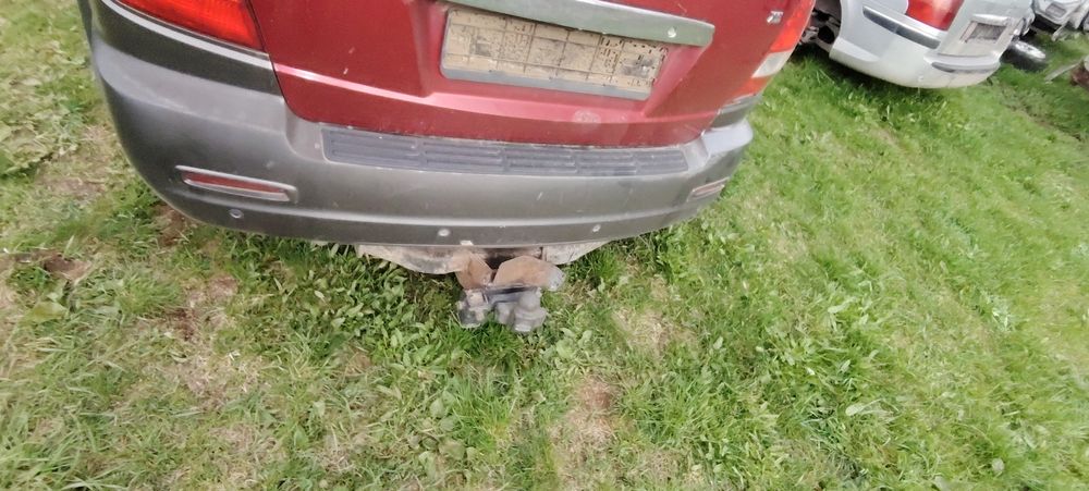 Продавам кия Соренто 2.5 на Части!!!