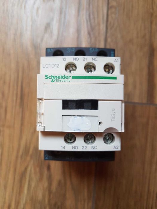 Vand Contactor Schneider Electric 3 Poli 25 A