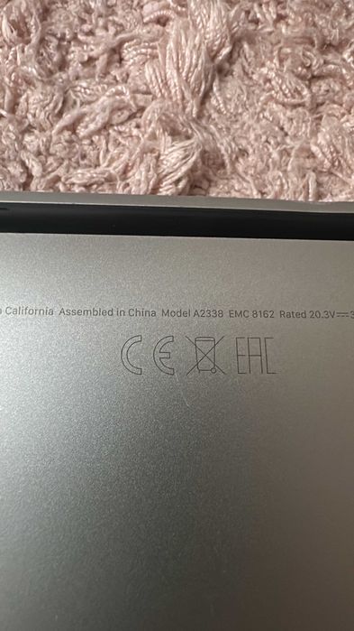Apple Macbook Pro M2 13 2022 PENTRU PIESE