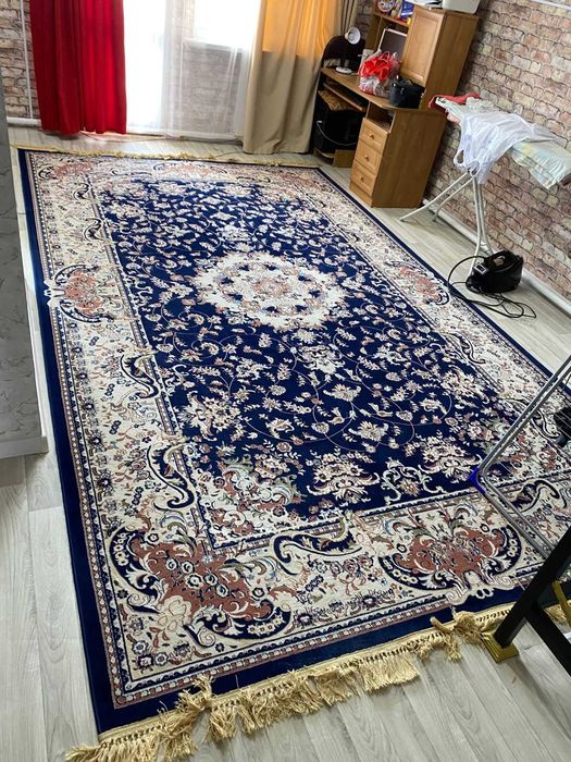 Продам ковер бу 2,5×4  за 20 тысяч