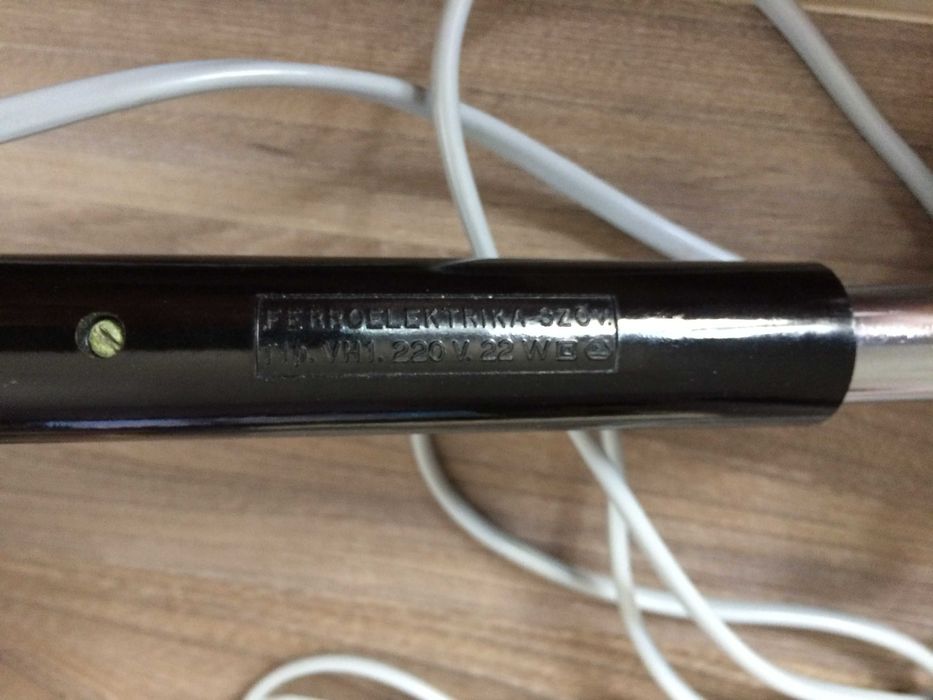 Маша за коса 2 бр от соца, чисто нови неупотребявани - руска и немска.