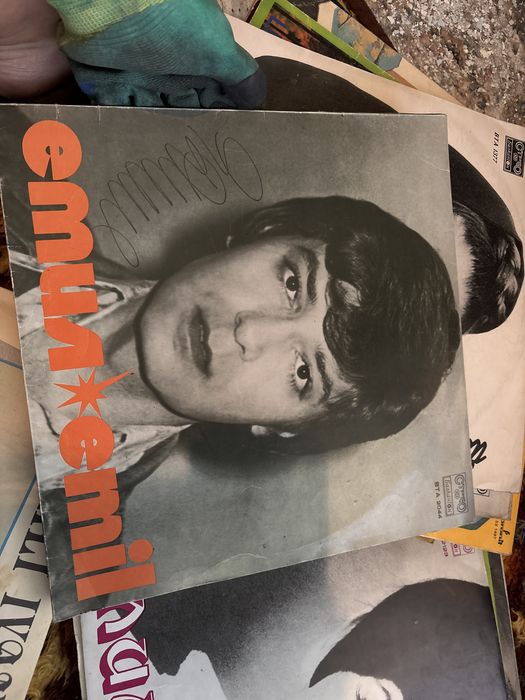 Грамофонни плочи с автографи