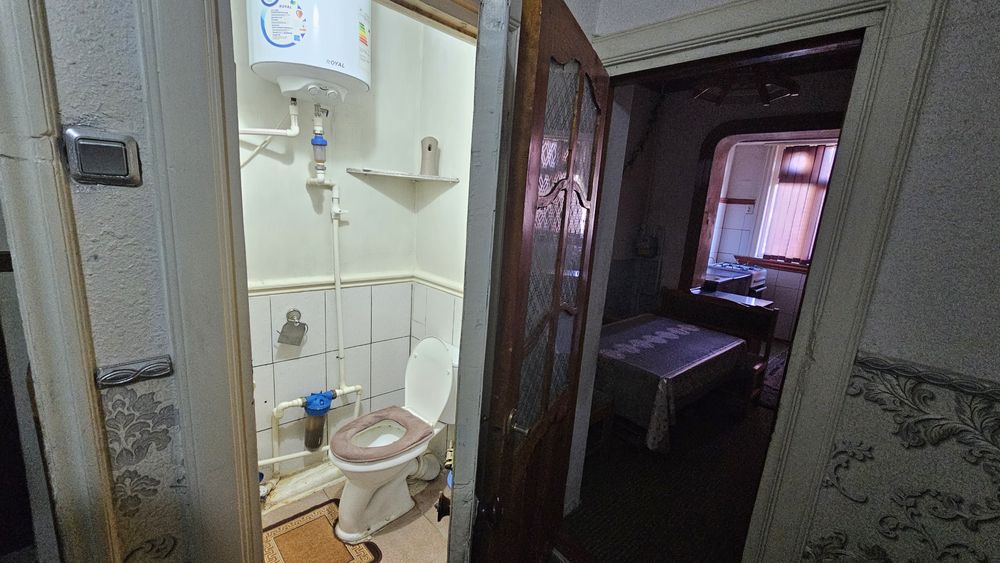 Srochna 3 xonali uy sotiladi