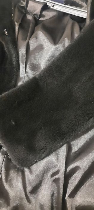 Продам норковую шубу..