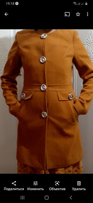 продаются   пальто